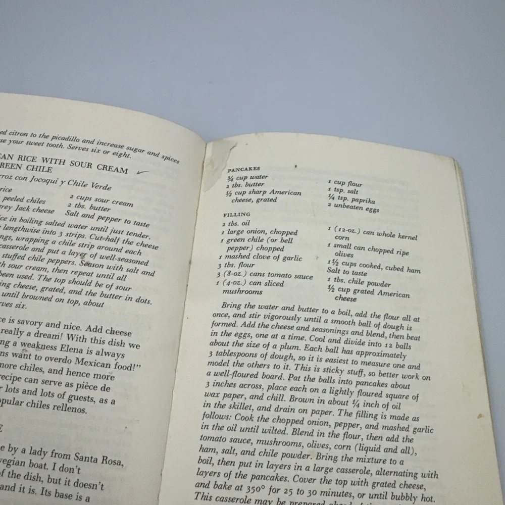 ELENA'S FIESTA RECIPES Elena Zelayeta‎ 1961 Paperback Mexican Cookbook Loved
